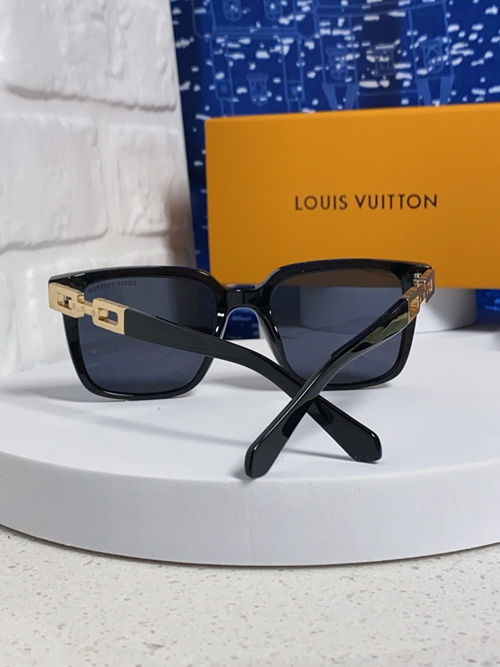 ルイヴィトンサングラス側面デザイン